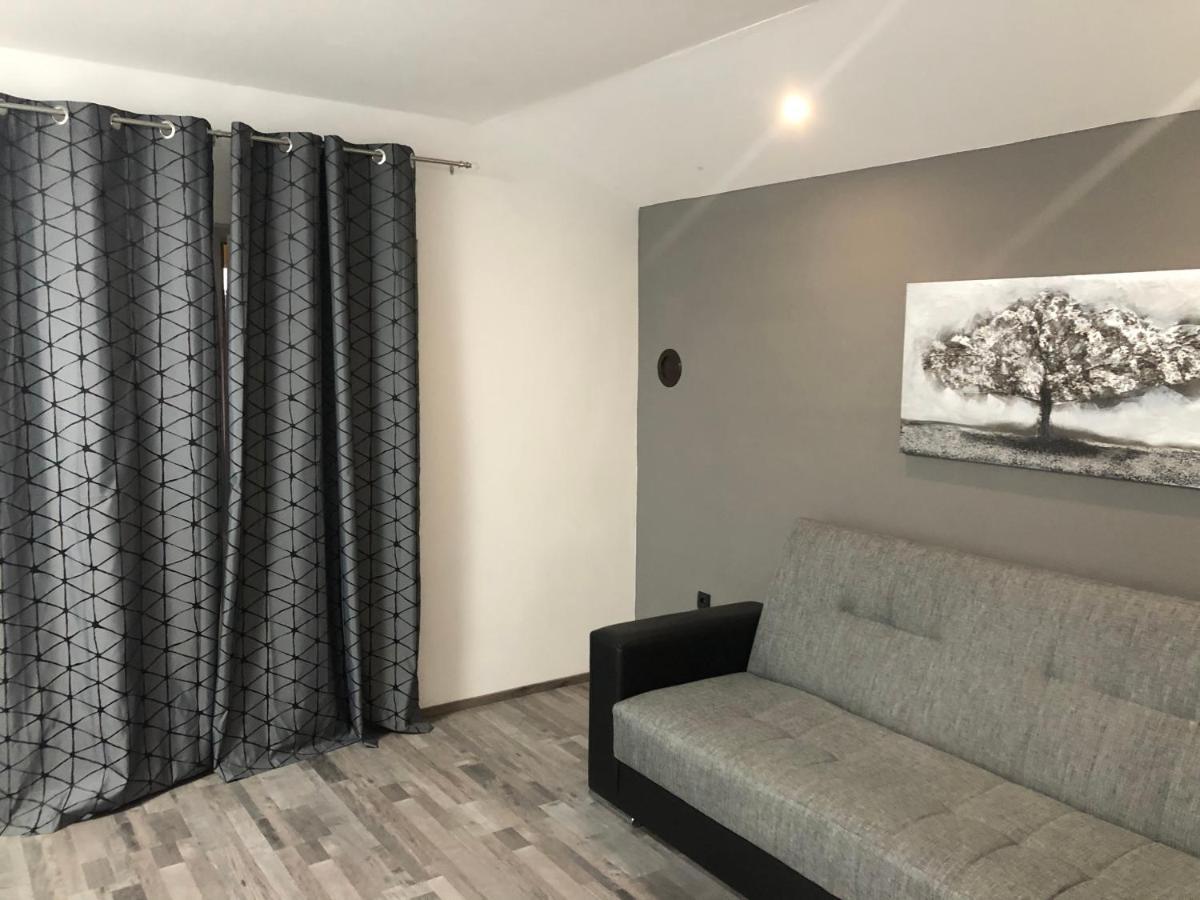 Apartmani Bm บีโอกราดนาโมรู ภายนอก รูปภาพ