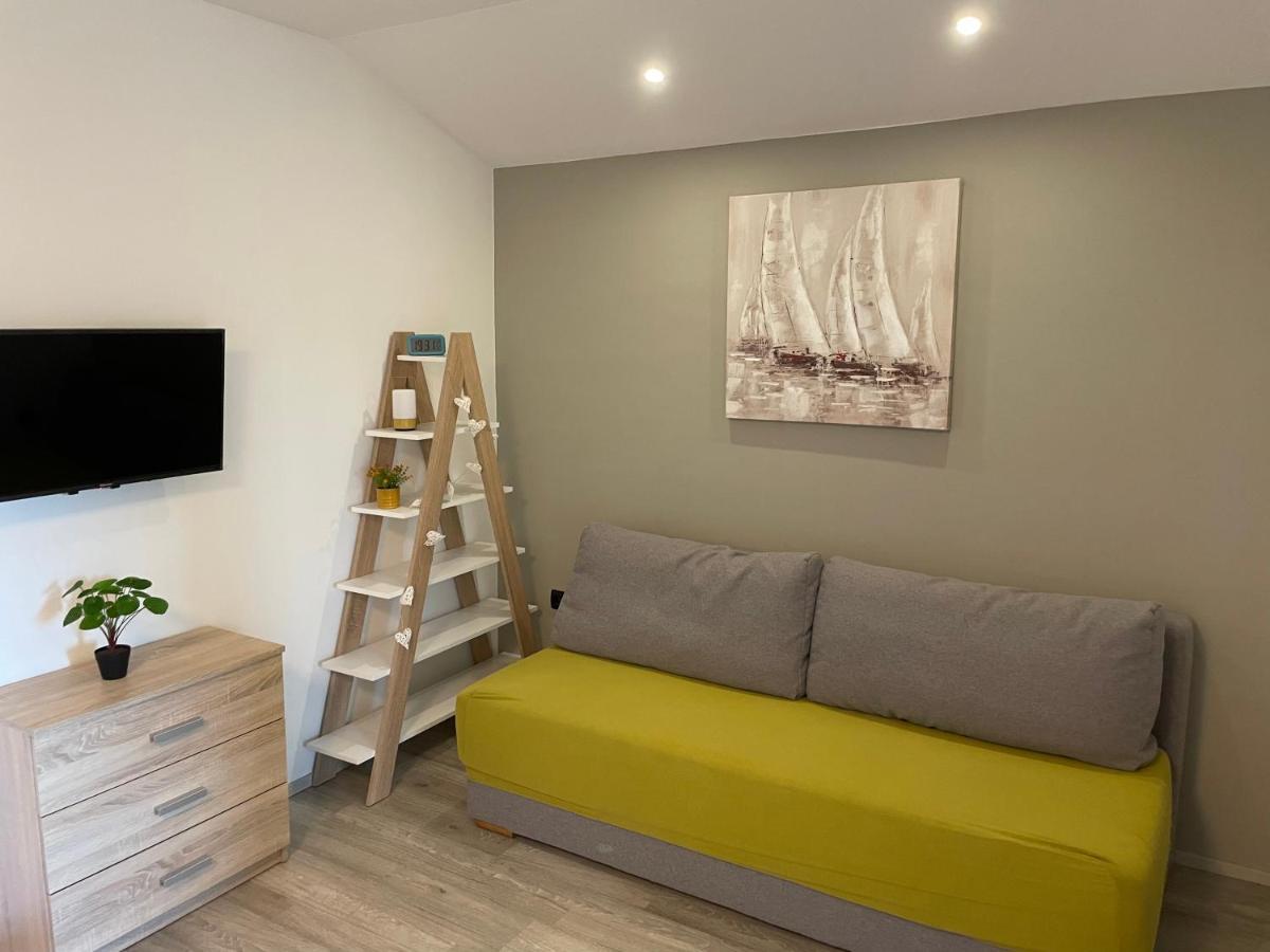 Apartmani Bm บีโอกราดนาโมรู ภายนอก รูปภาพ