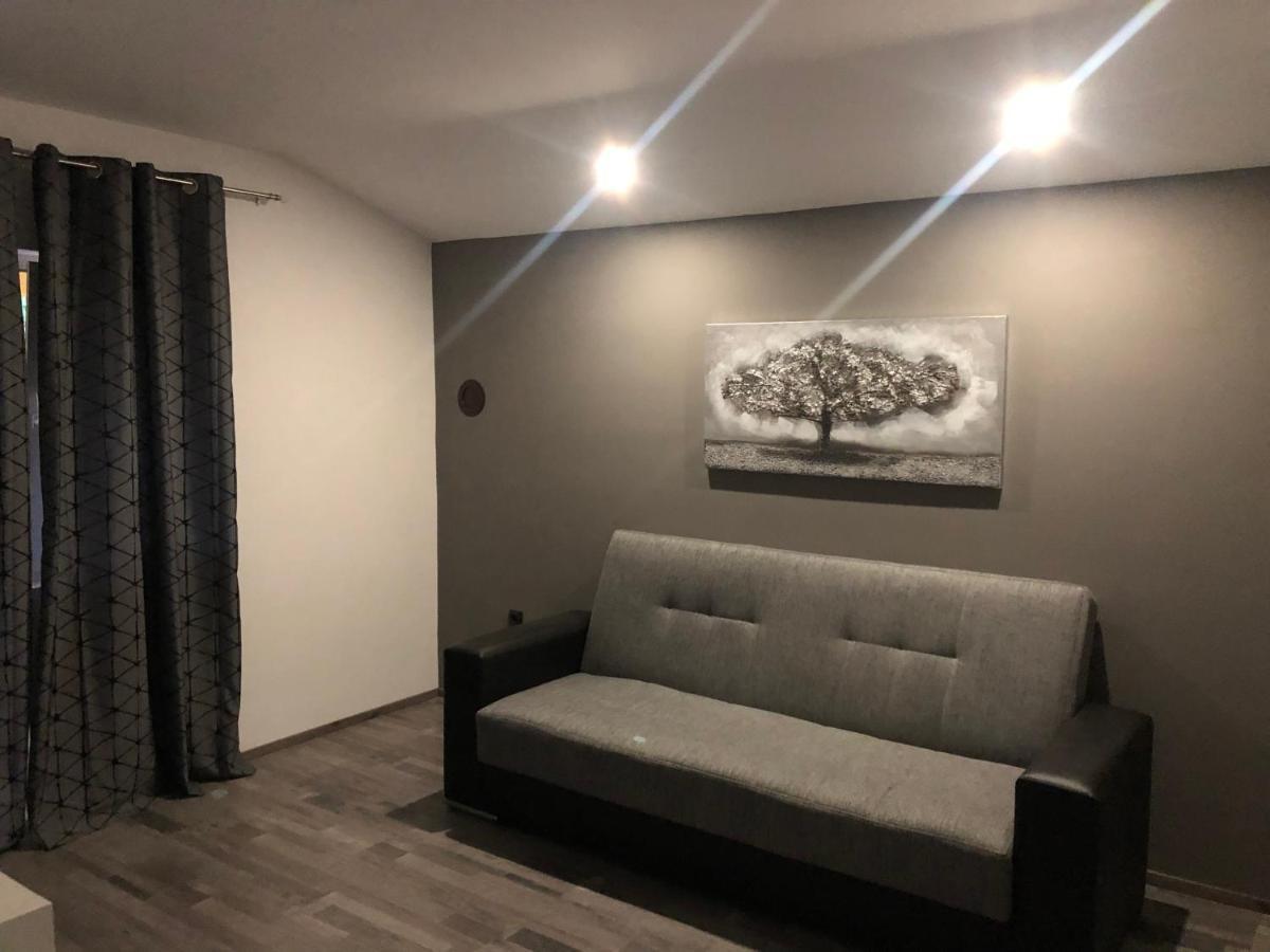 Apartmani Bm บีโอกราดนาโมรู ภายนอก รูปภาพ