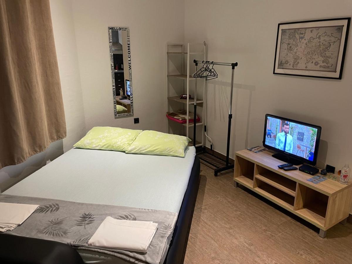 Apartmani Bm บีโอกราดนาโมรู ภายนอก รูปภาพ